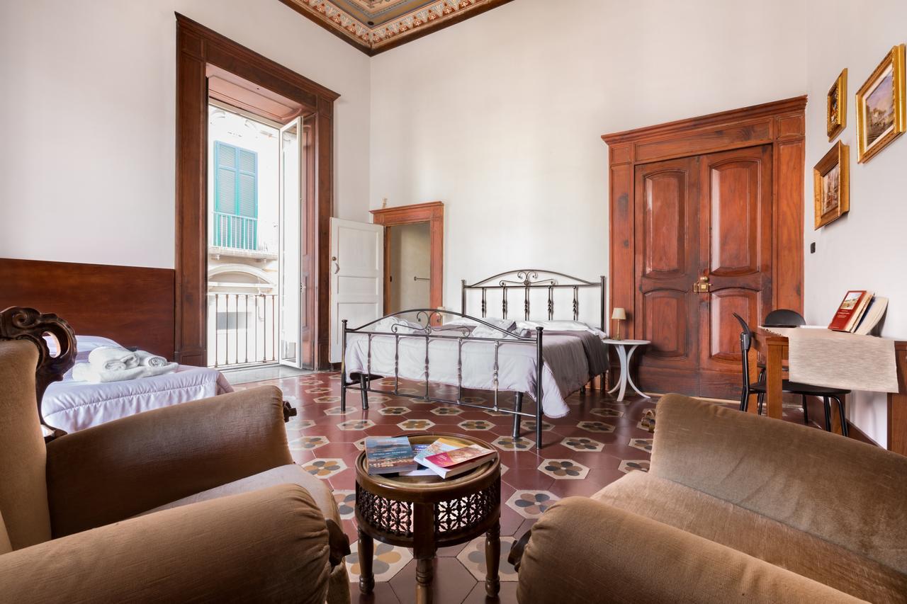 Opera Home Неаполь Экстерьер фото